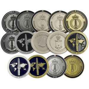 Médaillons d'honneur en métal sublimés avec finition argent antique pour la commémoration et la collection - Product Image 4