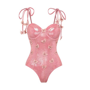 Conjunto de traje de baño de 2 piezas para mujer, rosa brillante, con mariposa 3D, aros, tirantes y falda larga con cordón. - Product Image 2