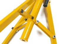 Support de trépied Support de tuyau avec tuyau à tête de rouleau adapté à un tuyau de 12 pouces maximum avec hauteur réglable et type plié