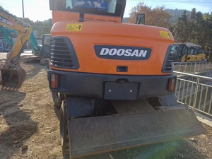 Excavadora Hidráulica DOOSAN DX60W de Alta Eficiencia para Uso Agrícola - Product Image 3