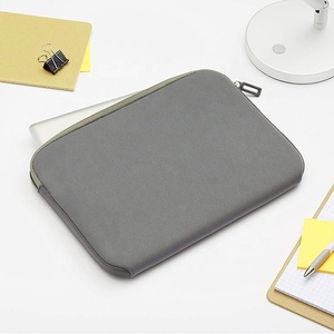 Nhà Máy OEM <span class=keywords><strong>Neoprene</strong></span> 13-14 Inch Máy Tính Xách Tay Tay Tay Áo Máy Tính Xách Tay Pocket <span class=keywords><strong>Tablet</strong></span> Mang Sleeve Mềm <span class=keywords><strong>Neoprene</strong></span> Sleeve Trường Hợp Bìa - Product Image 6