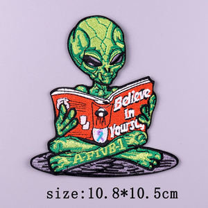Patchs brodés Alien UFO pour vêtements Cartoon Space Iron-On Sewing <span class=keywords><strong>Patch</strong></span> Fusible Applique Sticker Made PVC for Customizing - Product Image 2
