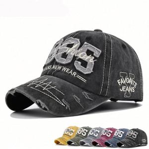 หมวกแก๊ปผู้ชายปักลาย Applique ปี 1985 สไตล์วินเทจ 6 แผง ทรงเบสบอล ยี่ห้อ Manufacturer Sports Caps - Product Image 1
