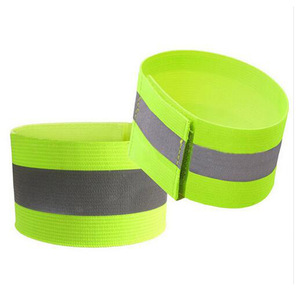 Banda Reflectante Elástica de Alta Visibilidad para Correr de Noche, Ciclismo, Brazalete, Muñequera, Tobillera, Fabricada con Poliéster Ecológico - Product Image 2