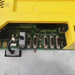 Fournisseur de pièces détachées pour contrôleur CNC FANUC OI-MC A02B-0309-B500 taille 7.2 - Product Image 3