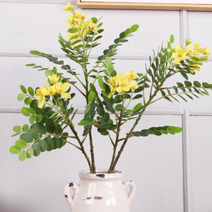 Branche de fleur d'acacia jaune artificielle en soie, haute simulation, pour décoration intérieure et arrangement de vase - Product Image 1