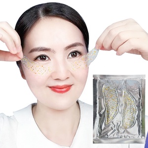 Parches para Ojos de Marca Privada con Brillo Dorado en Forma de Hoja, Colágeno, Ácido Hialurónico, Té Verde y Centella Asiática, Antiarrugas e Hidratantes - Product Image 3