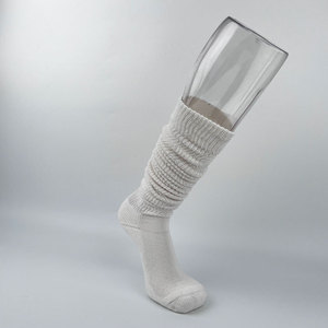 جوارب سميكة وثقيلة بالجملة للنساء والأطفال والشباب، تصميم أنبوبي قابل للطي مع نمط حيواني وشعار على القاعدة - للأولاد والبنات - Product Image 2