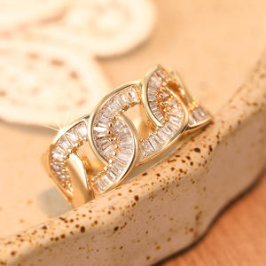 Anello di Lusso T0800 per Donna in Oro Massiccio 18K con Diamanti Taglio Baguette Colore G Naturale per Uso Quotidiano - Product Image 3