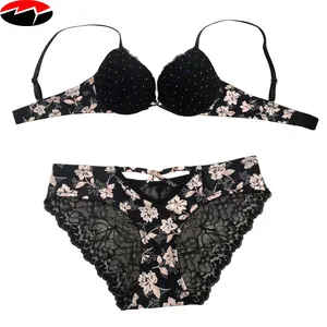 Conjunto de Bikini y sujetador de realce con cable para mujer, nuevo diseño, estampado de flores bordadas de alta calidad