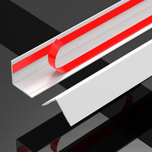 Protetor de Canto de Vinil Branco, Moldura Autoadesiva para Evitar Arranhões e Marcas. Instalação e Limpeza Fáceis para Portas e Móveis. - Product Image 1