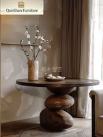 Table basse en bois d'orme de forme galet, style rustique chic - Design moderne, mobilier Wabi-Sabi pour salons, balcons, petits appartements