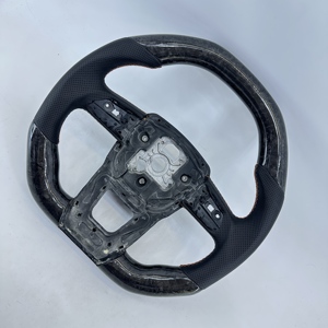 Volant en fibre de carbone forgée pour URUS 2019-2026, pièces intérieures personnalisées pour automobile - Product Image 2