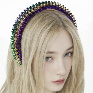 Manwu Factory Paars Gouden Groen Mode Exaggerated Spons Spijkermuts met Spike Spijkertjes Punk Accessoire voor Mardi Gras - Product Image 1