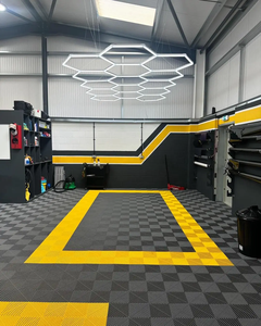 Sistema di Illuminazione a LED <span class=keywords><strong>Esagonale</strong></span> Impermeabile IP66 Dimmerabile per Garage, Luce a Nido d'Ape da Soffitto 6500K Luce Diurna 672W per Detailing Auto - Product Image 2