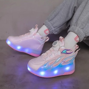 Chaussures à roulettes lumineuses pour enfants, design flamme bleue avec lumières LED, usage quotidien pour garçons de 4 à 6 ans - Product Image 3