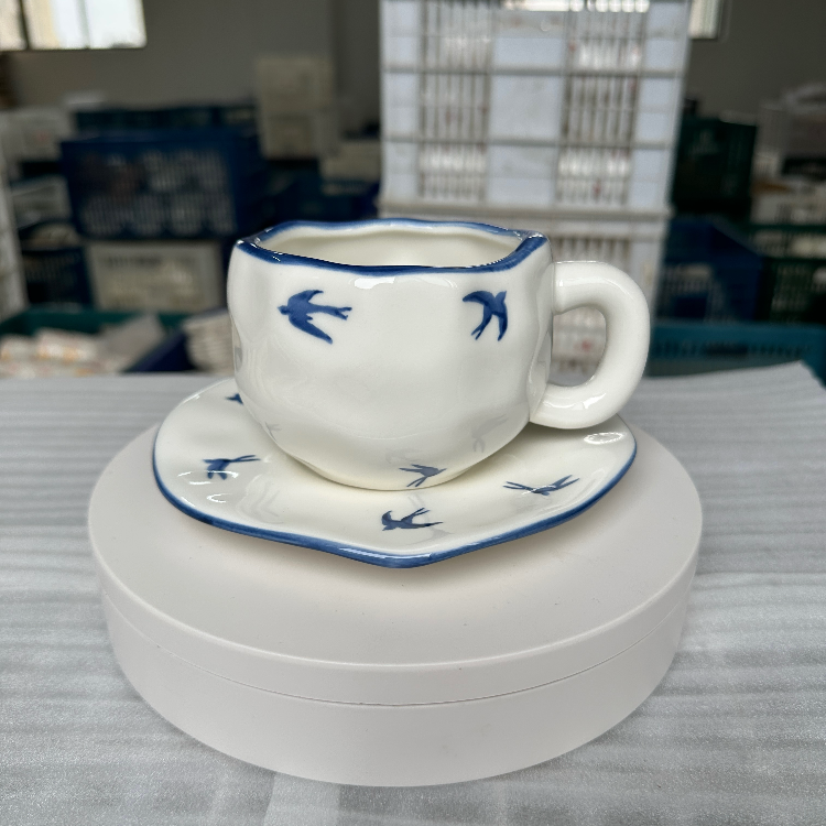 Tasse à hirondelle ligne bleue 300ml plat 16cm