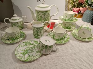 Prix de gros : Ensemble de 15 tasses et soucoupes à café haut de gamme, en porcelaine fine blanche avec bord doré, style américain, coffret cadeau - Product Image 5