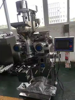 Machine automatique de remplissage de biscuits farcis bicolores pour la fabrication de pâtisseries Machine à encroûter les biscuits à double remplissage