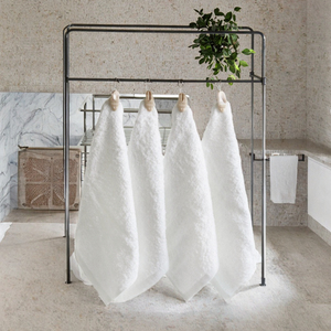 Serviettes de bain jetables en coton éponge de petite taille 15x15cm ou 25x25cm tissées pour hôtels et compagnies aériennes - Product Image 3