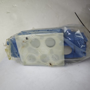Válvula Direccional DG5V DG5V-8-H-6C-M-U-H-10 - Product Image 2