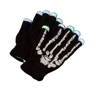 Gants de fête lumineux à LED en forme de doigts de squelette pour Halloween, pour une utilisation en extérieur - Product Image 2