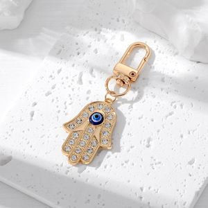 Porte-clés tendance œil de démon, main de Fatima, pendentif paume, bijou populaire pour femmes, pour clés de voiture et sacs d'école - Product Image 3