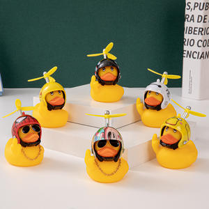 Accessoires pour motos, décorations pour vélos et véhicules électriques, ornement de voiture, ornement de canard avec doigt d'honneur - Product Image 1