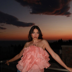 Ensemble de vêtements de nuit élégants pour femmes, robe de plage personnalisée, couleur <span class=keywords><strong>rose</strong></span> brillante plissée, tendance OEM - Product Image 1