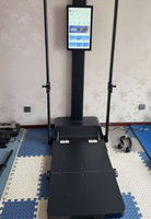 Salle de sport intelligente tout-en-un SR avec écran HD 21,5 pouces, entraîneur à câble, cours de fitness gratuits, entraînement complet du corps, en alliage d'aluminium et d'acier
