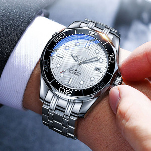 高級ダイビングウォッチファクトリー42mm904Lスチールメカニカルムーブメントサファイアクリスタルガラス完全機能ダイビング信頼できるウォッチ - Product Image 2