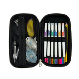 Sac à crayons multifonctionnel de style football 3D de grande capacité - Product Image 5