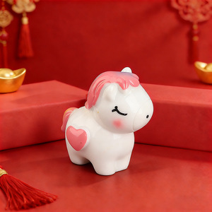Figura Decorativa de Pony Pintado con Diseño de Arcoíris para el Año Nuevo, <span class=keywords><strong>Miniatura</strong></span> para Manualidades, Adorno para Casa de Muñecas de Resina, Mini Coche y Escritorio - Product Image 6
