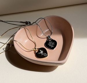 Collier imperméable de haute qualité Birds Of A Feather I'll Love You 'til The Day That I Die en forme de coeur Billie Inspired Necklace - Product Image 4