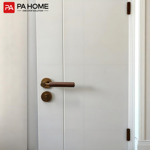 Pinai หลักประตูไม้ออกแบบด้าน<span class=keywords><strong>หน้า</strong></span>หมุนประตูทางเข้าสำหรับ<span class=keywords><strong>บ้าน</strong></span> - Product Image 3