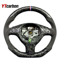 Volant en cuir suédé italien personnalisé YTcarbon avec fibre de carbone forgée pour BM-W M3 M5 E46 E39 X5 E53 Z3 E36