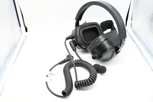 Auriculares de Radio Resistentes Compatibles con Motorola PMLN6854A, Micrófono con Cancelación de Ruido de Doble Auricular, Auriculares Industriales de 2 Pines - Product Image 3