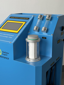 Machine de <span class=keywords><strong>changement</strong></span> de <span class=keywords><strong>liquide</strong></span> de <span class=keywords><strong>refroidissement</strong></span> moteur à haute efficacité, équipement automatique de rinçage de radiateur en métal pour l'entretien des voitures - Product Image 3