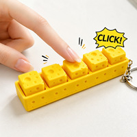 Modèle de porte-clés créatif imprimé en 3D, en forme de fromage ludique, anti-stress, à suspendre sur clavier, super satisfaisant