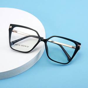 Monture de lunettes anti-lumière bleue TR87181 TR90 œil de chat 53-18-137 unisexe, lunettes de lecture au design tendance - Product Image 1