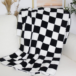 Hot Selling Classic Design Fashion 100% Microfiber Cozy Checkerboard Knit Throw <strong>Rugs</strong> Tapestry Blankets For Home Or Travel - Product Image 4