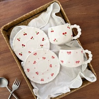 Tasse à café et soucoupe en céramique blanche coréenne avec bordure perlée en relief, points perlés, mug à franges perlées, tasses et assiettes