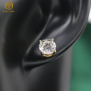Pendientes Clásicos Minimalistas con Corte Redondo, Oro de 18K, Certificación IGI, Color D, Claridad VVS, Varios Tamaños, Diamante de Laboratorio Personalizado - Product Image 4