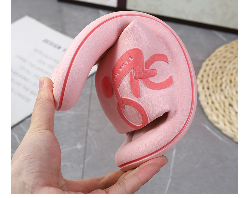 Promotional Slippers Bath Slides EVA Soft Non-slip Couple Sleepers Shoes Women Slipper