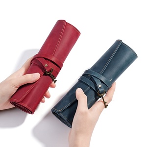 Astuccio da Viaggio Arrotolabile in Vera Pelle Personalizzato OEM ODM per Penne Stilografiche, Matite e Penne a Sfera - Custodia per <span class=keywords><strong>Artisti</strong></span> - Product Image 6