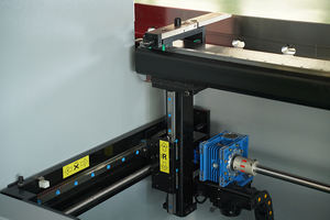 <span class=keywords><strong>Plieuse</strong></span> CNC 100t*3200 de Fournisseurs Chinois, Équipement High-Tech pour le Pliage de Tôles - Product Image 6