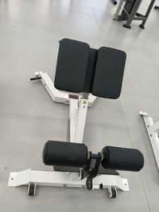 Chaise romaine réglable en acier et métal avec logo personnalisé pour l'<span class=keywords><strong>hyperextension</strong></span>, idéale pour la <span class=keywords><strong>musculation</strong></span> et l'entraînement à domicile - Product Image 3