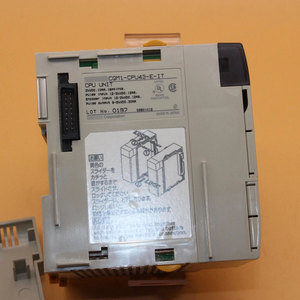 โมดูลซีพียู PLC รุ่น CQM1-CPU43-E-IT ของแท้ 100% ใหม่เอี่ยม ตัวควบคุมแบบตั้งโปรแกรมได้ ซีรีส์ CQM1 สำหรับระบบอัตโนมัติทางอุตสาหกรรม - Product Image 5