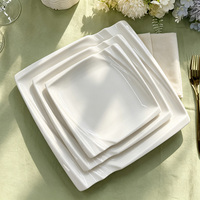 Assiette carrée en porcelaine blanche solide Hanjiang, de qualité alimentaire, à bord irrégulier, compatible lave-vaisselle, pour restaurant occidental, vente en gros