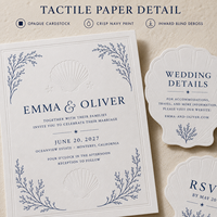 Invitations de mariage nautiques et côtières, motif herbe marine marine, cartes personnalisées en carton gaufré avec découpe de coquillages